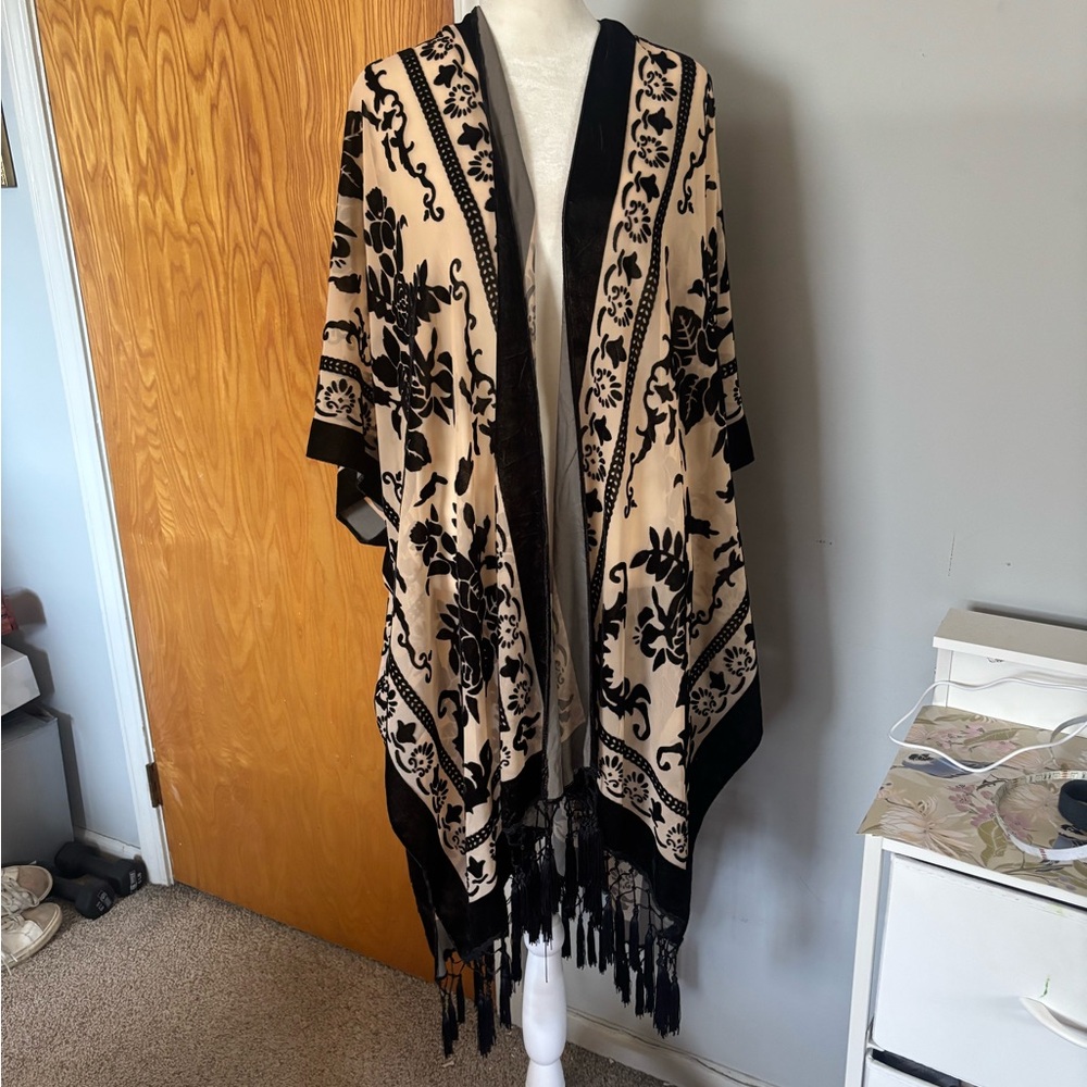 Free people Night Burntout Black  Kimono - Picture 7 of 10